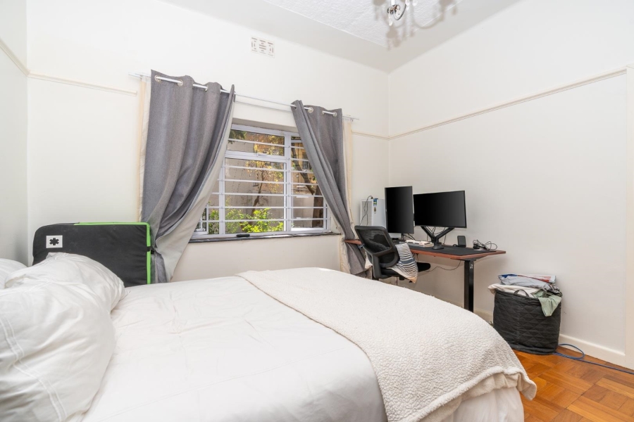 To Let 2 Bedroom Property for Rent in Vredehoek Western Cape